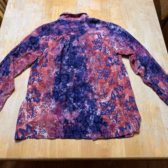 Multicolored Nomadic Traders Rayon Batik Shirt, S, for men too, runs large. - Picture 4 of 11